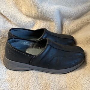 Dansko 38 Shaina Size 7.5-8 US Shoes Black Leather Comfort Work Nursing Clogs